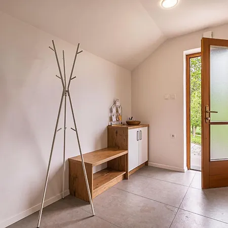 Tatil Evi Vineyard Radovlja With Sauna - Happy